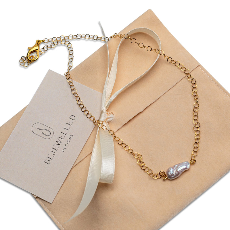 Freshwater Pearl and delicate stainless-steel chain necklace KN-1010